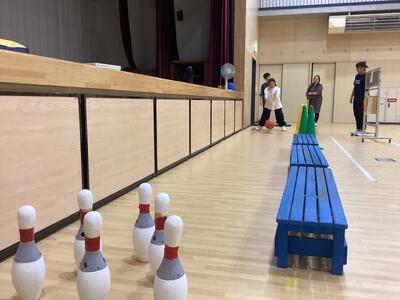 中学部行事　ボウリング①